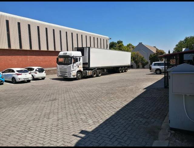 INDUSTRIAL PROPERTY TO RENT IN RANDJESFONTEIN